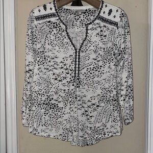 Lucky Brand Black and cream Patterned Top